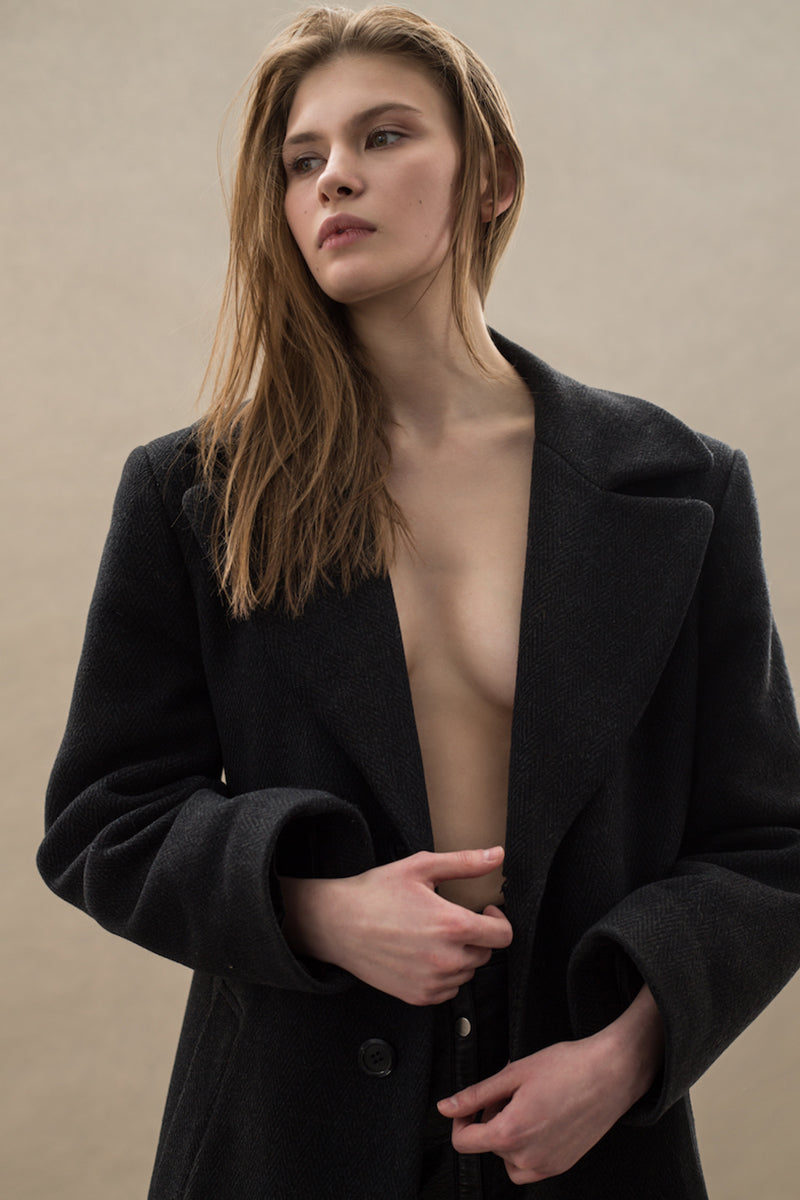 ANNA V